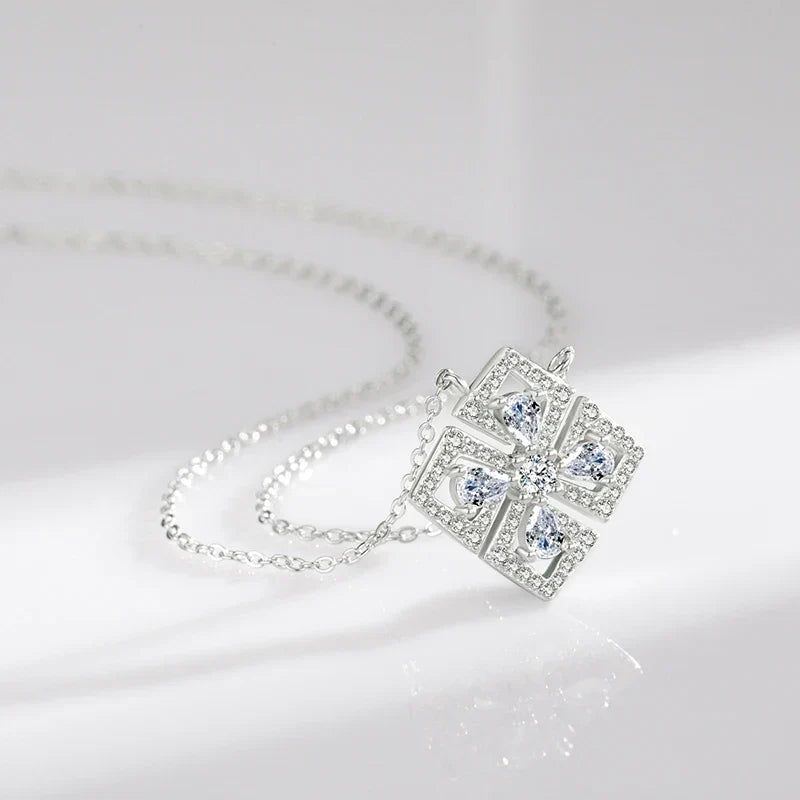 Collier Pendentif Fleur