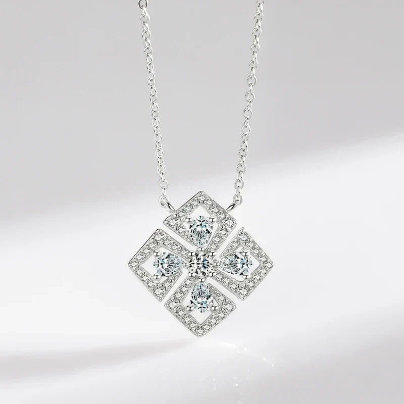 Collier Pendentif Fleur